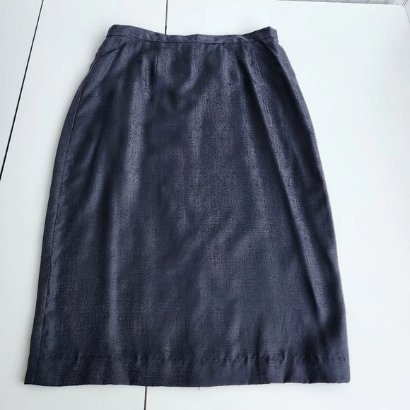 VTG Womens Black Embossed Print 100% Silk Pencil Straight Skirt Carrier Sz 12 - Picture 1 of 9